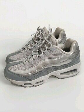 Nike Air Max 95 Big Bubble SE Metallic Silver Grey Fog Women’s Size 9 IB6398-001